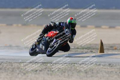 media/Oct-02-2025-Racers Edge (Thu) [[2c91cb6ab3]]/3-B Group/Session 2-Turn 14 (11am)/